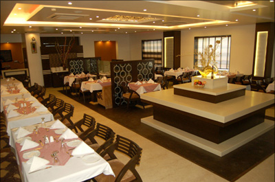 Restaurant & Bar